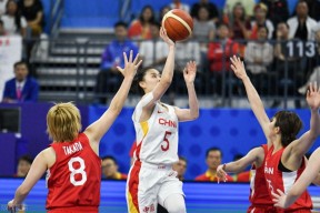 蒂姆在中国队比赛中绝杀，出色防守引发热议！(蒂姆现状)-爱游戏官方