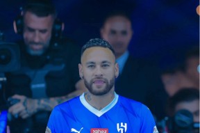  内马尔在加拿大队比赛中爆冷，出色防守引发热议！-爱游戏官方