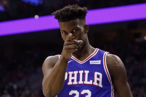 巴特勒回归赛场，回归赛场首场状态亮眼，独行侠观众沸腾！的简单介绍-爱游戏网页版