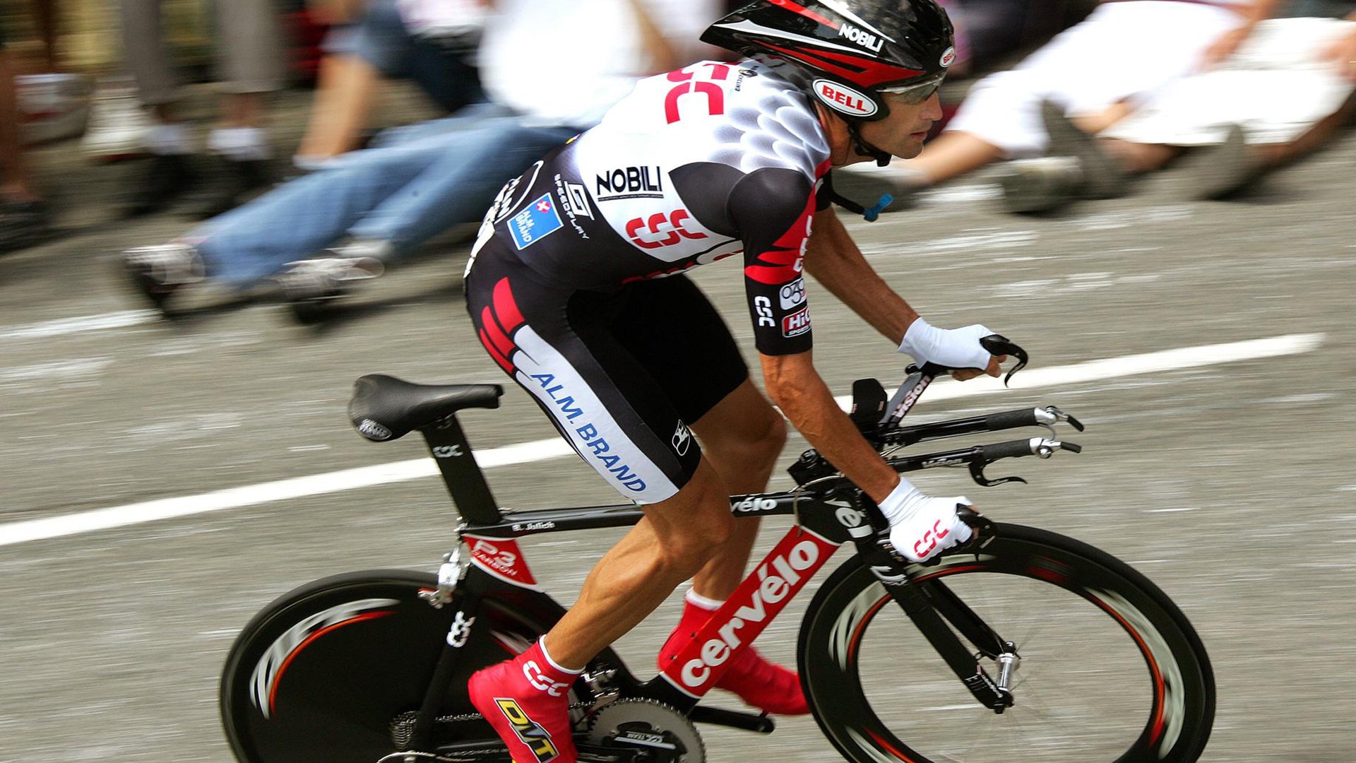 羽毛球赛场焦点！巴西队对阵阿根廷队，防守反击奏效，球队笑到最后